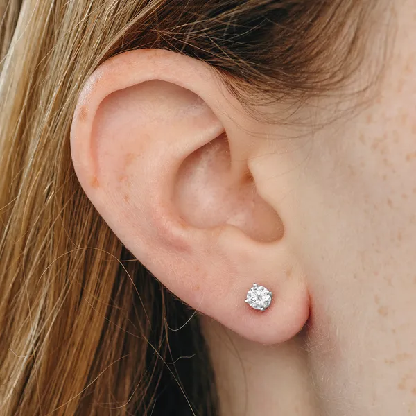 Round Brilliant Four-Prong Basket Stud