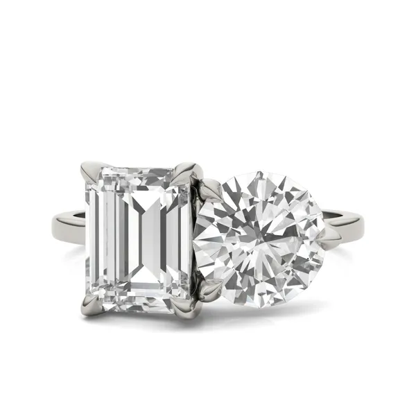 Round Brilliant and Emerald Toi et Moi Engagement Ring